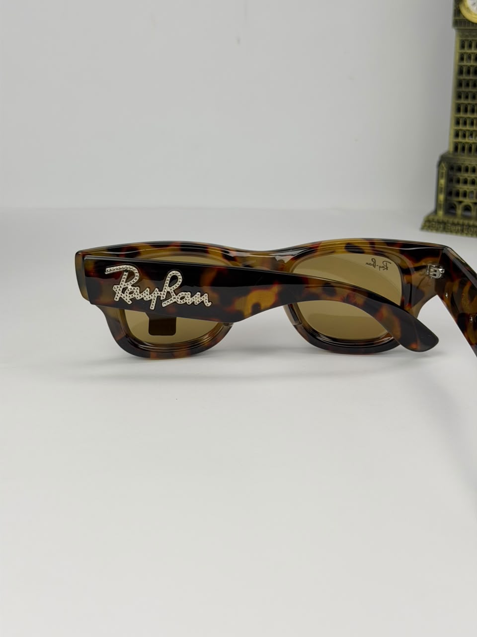 Rayban puffer