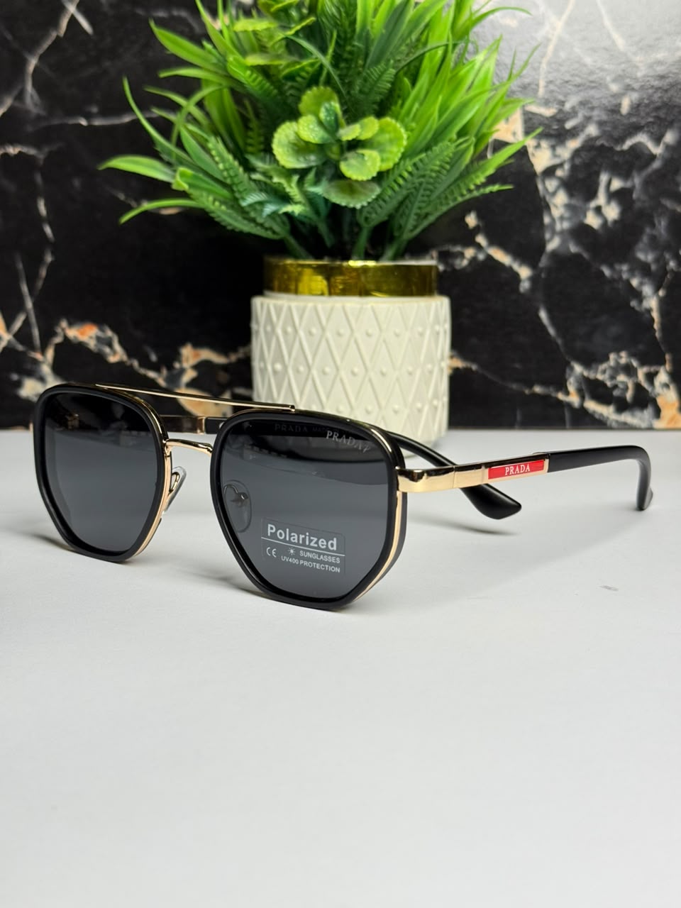Prada polarized