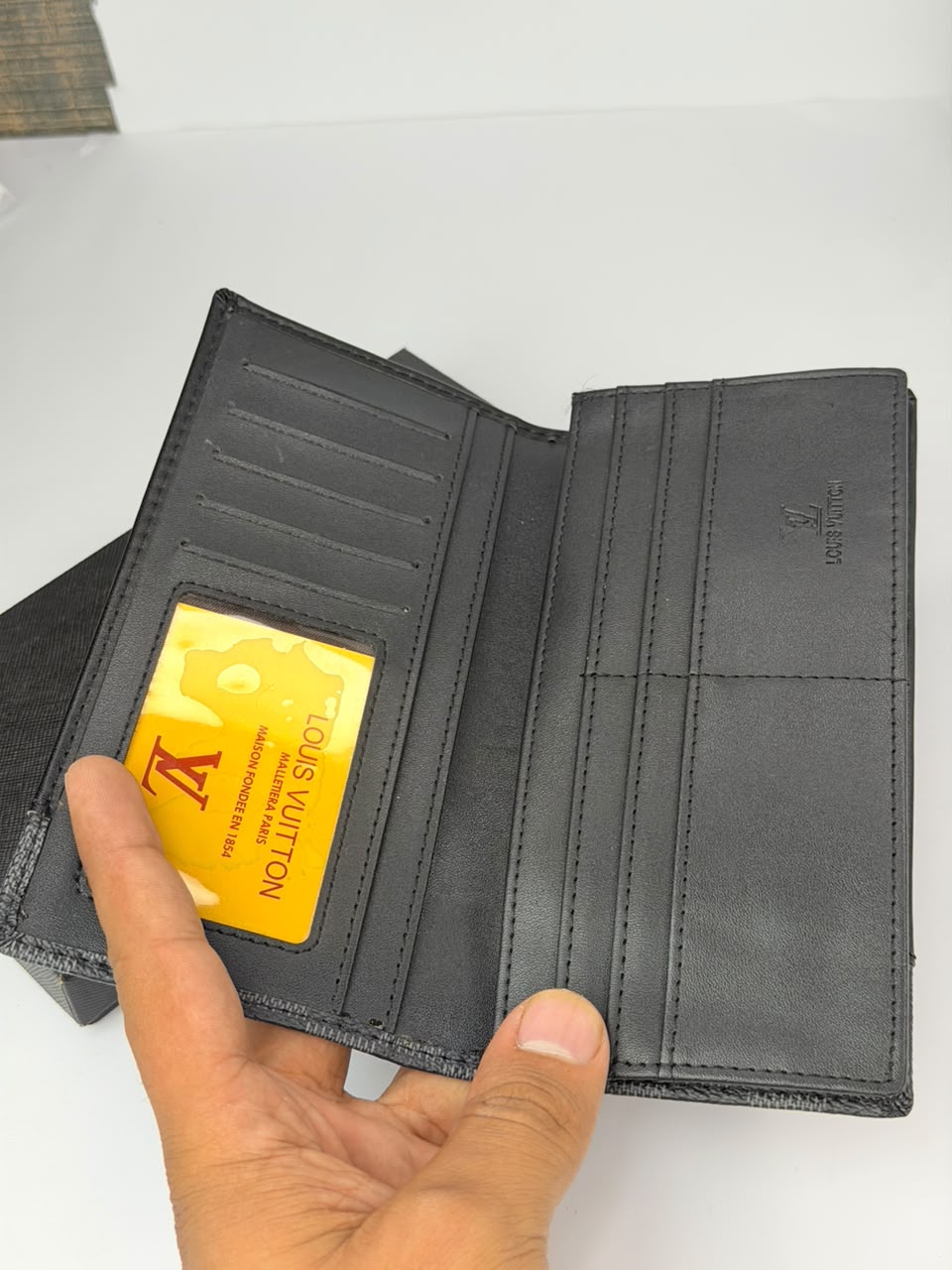 Lv long voilet