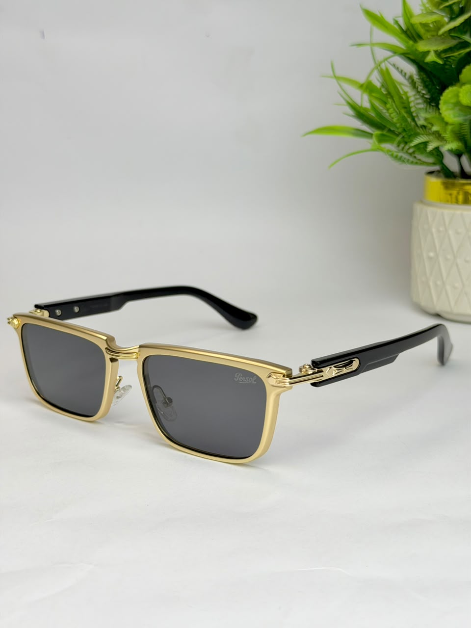 Persol