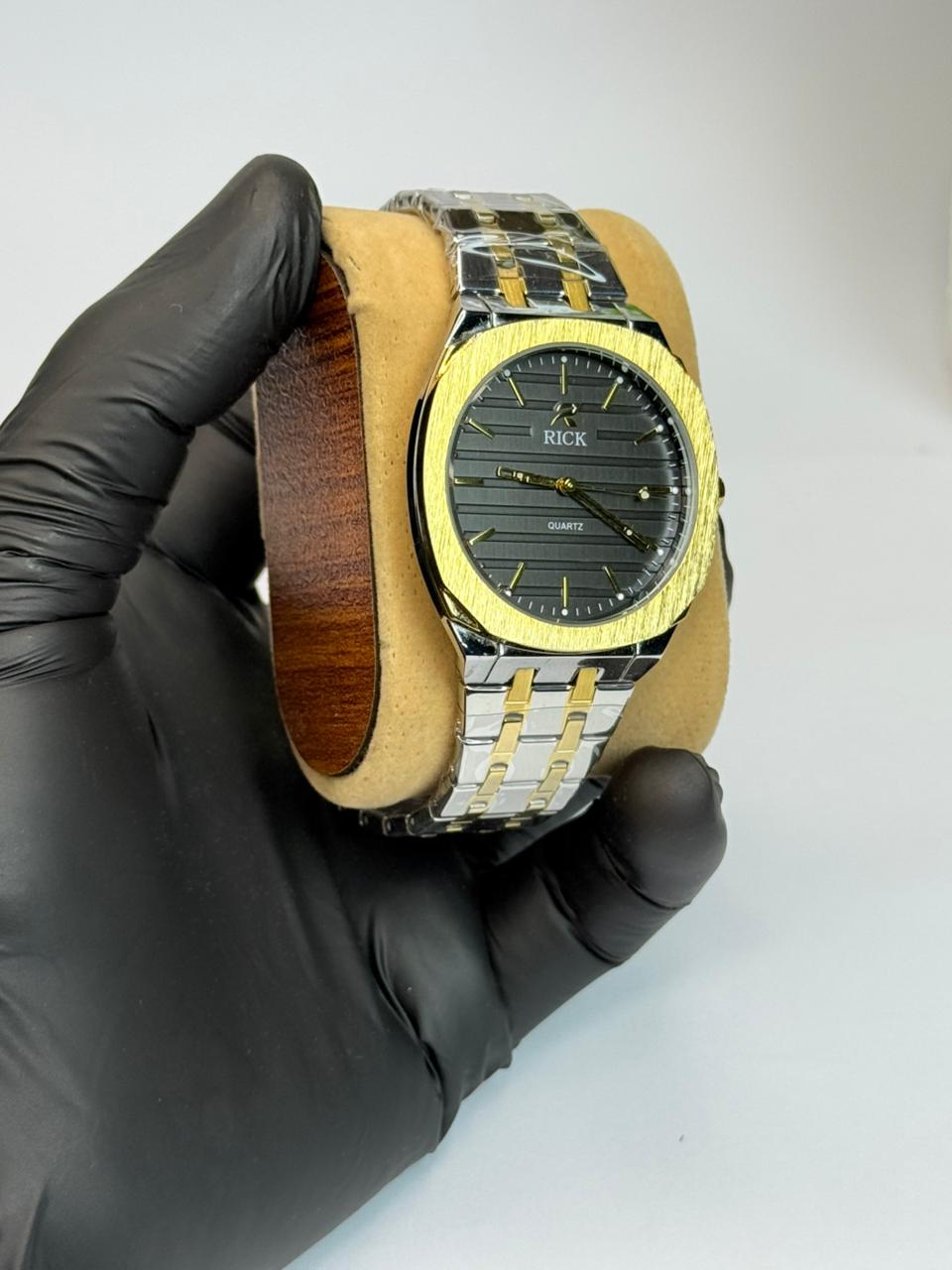 Rich With black dail Slim dail