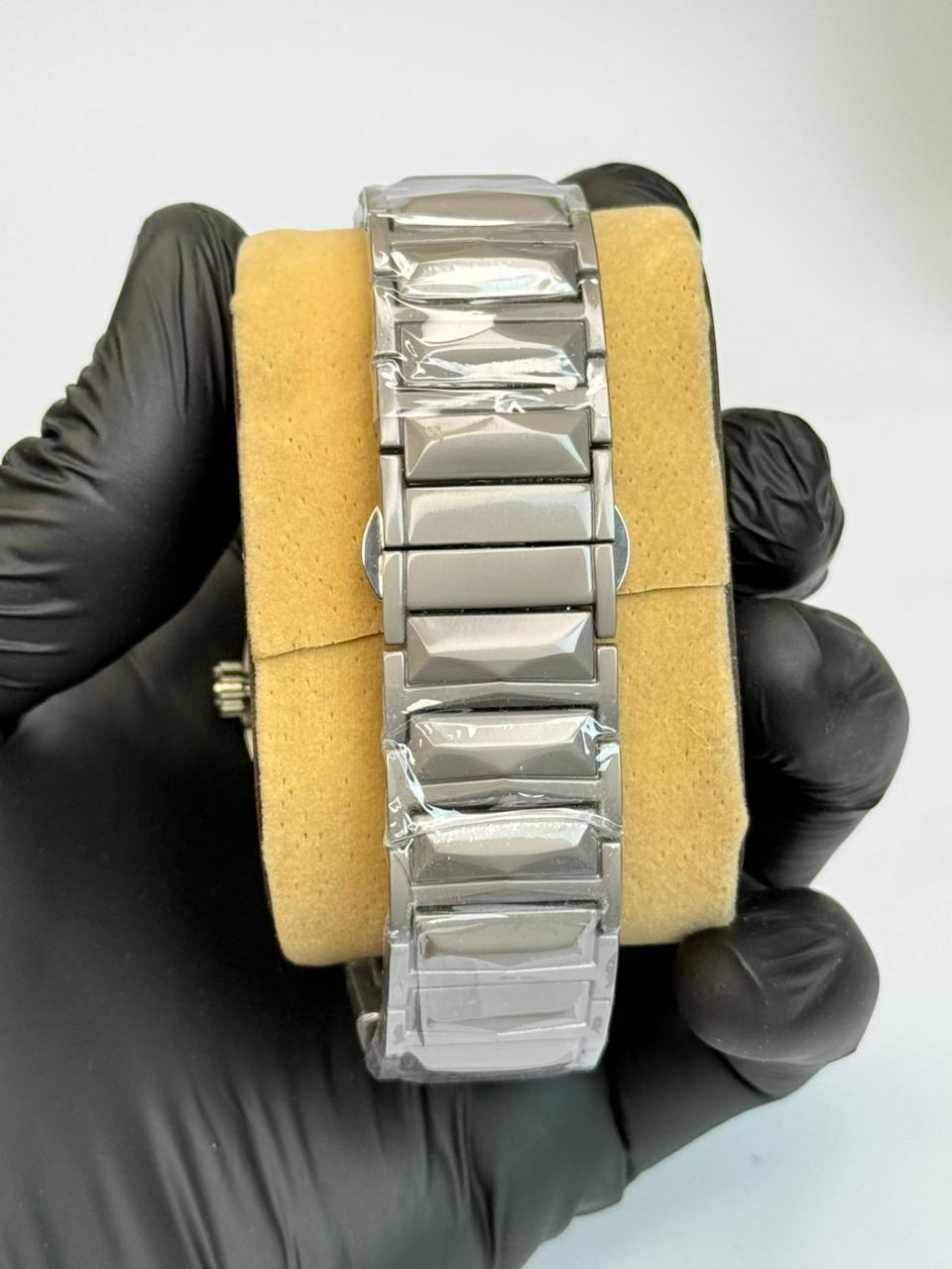 Hublot diamond cut Grey with White scelton dial