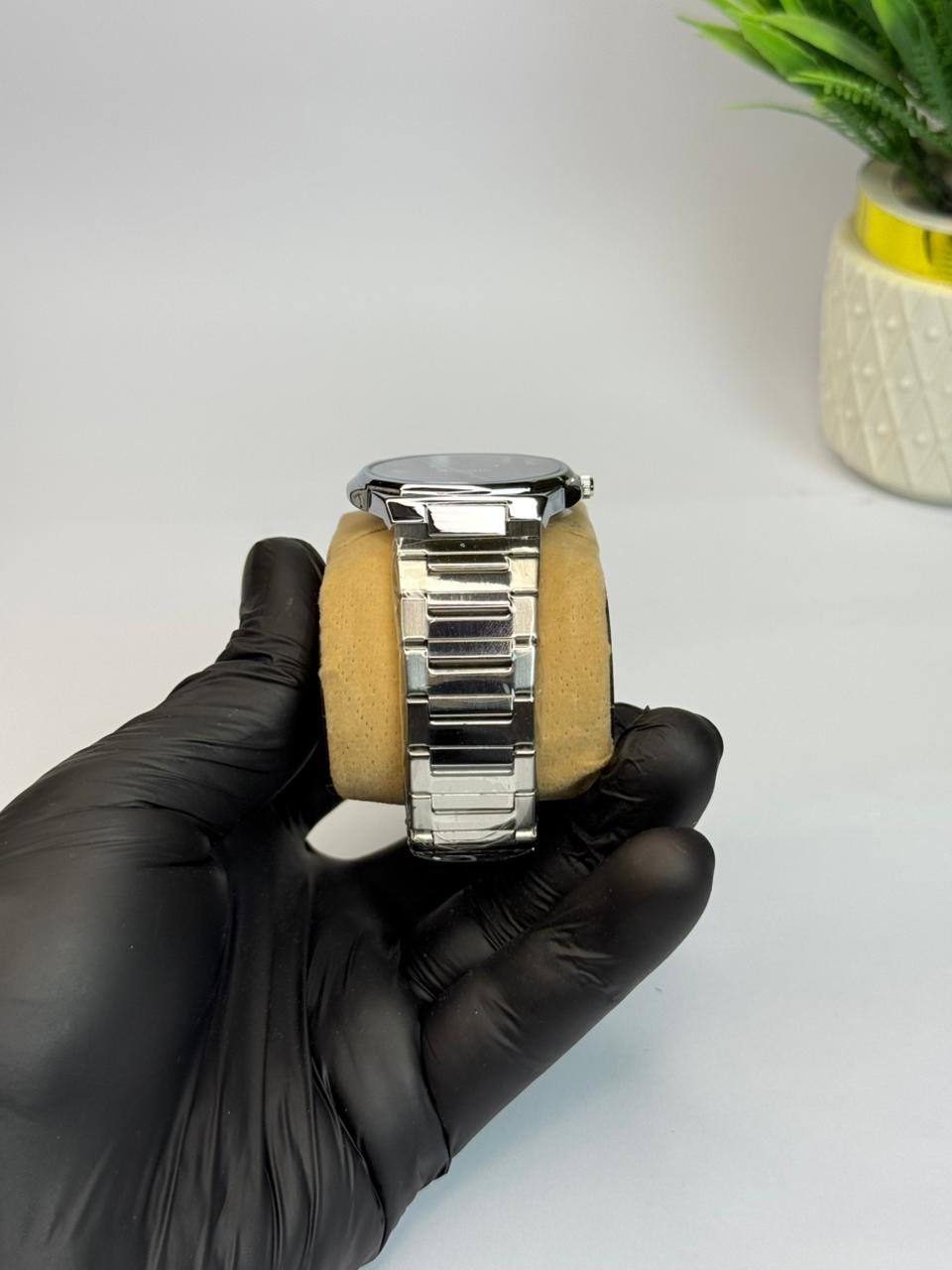 Honmin Watch with blue dail And water Resistance