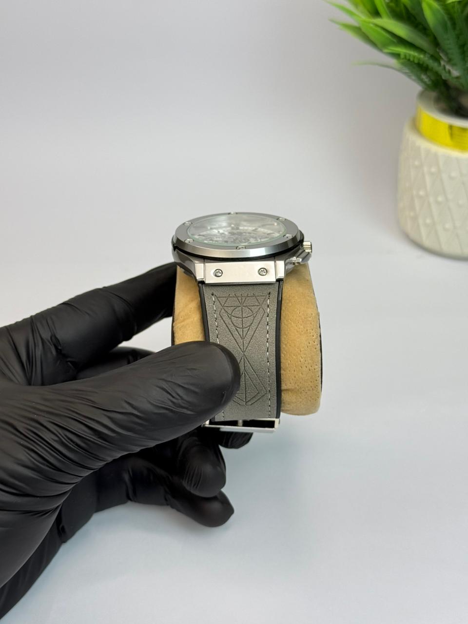 Hublot white scelton with gray strap