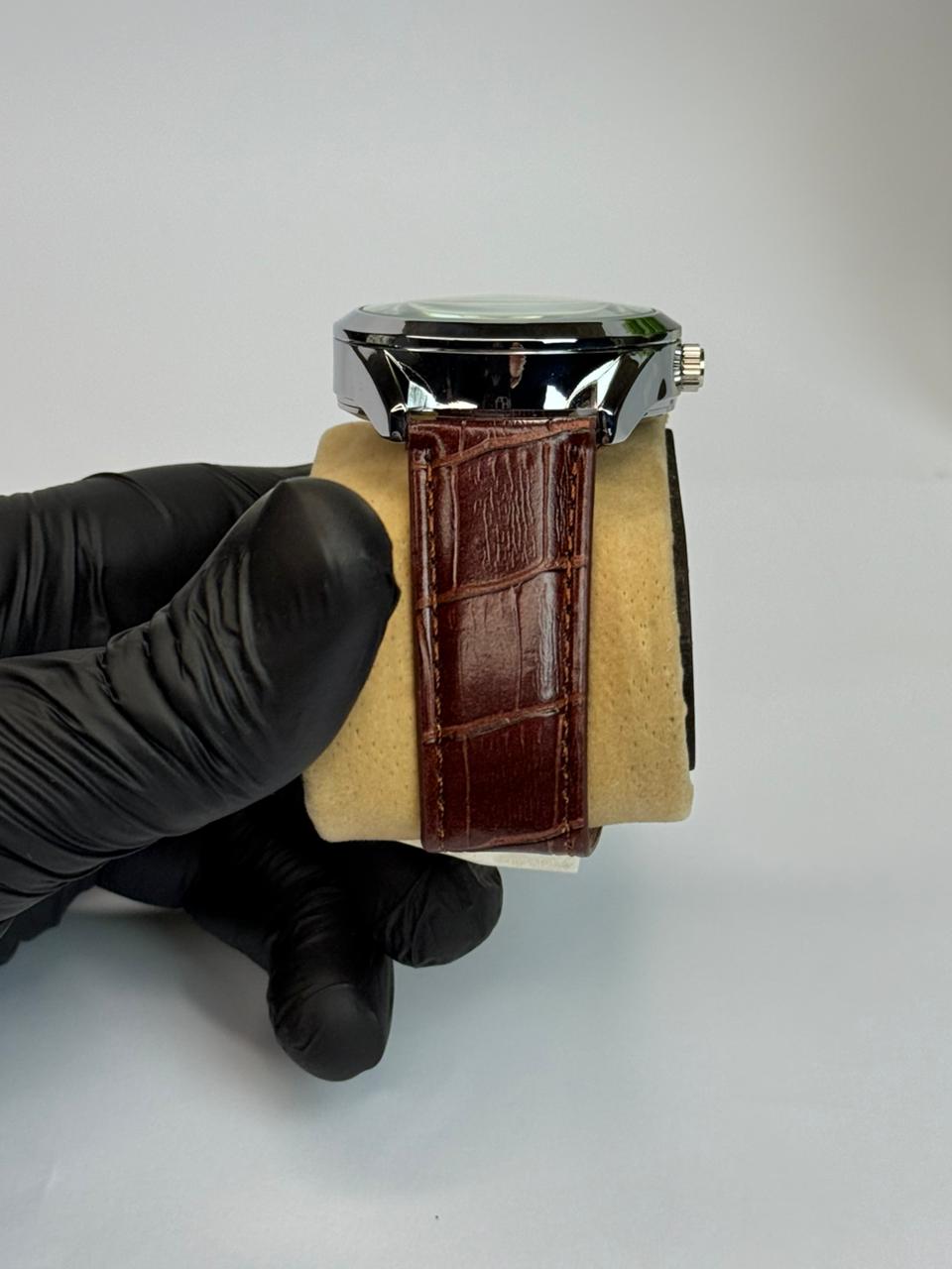 Careera Satainless Steel Waterresistant with white dail